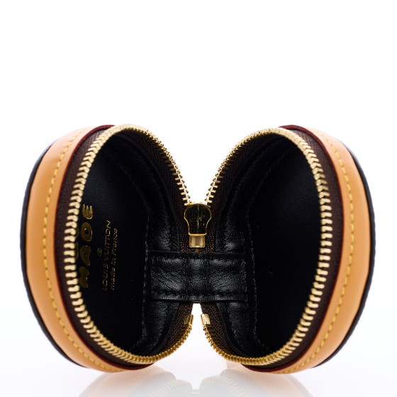 LOUIS VUITTON X NIGO Reverse Monogram Tiger Wireless