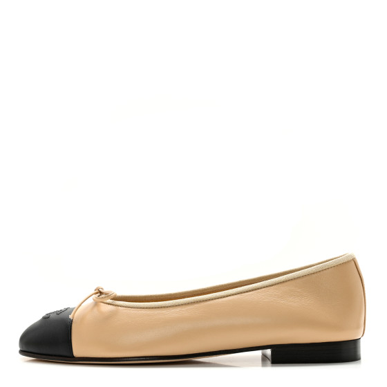 CC 26s Ballet Flats Beige Black Sheepskin 626303