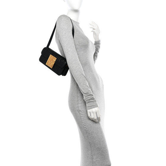 コーデのアクセントに☆【DIOR】Miss Dior フラップバッグ yuyuzhangzou wearing Miss Dior Flap Bag White and Black Miss