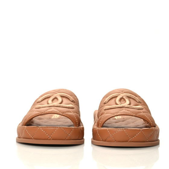 CHANEL ベージュ ブラウン ミュール 36 CHANEL Fabric Metal CC Logo Mules 36.5 Beige 1677092