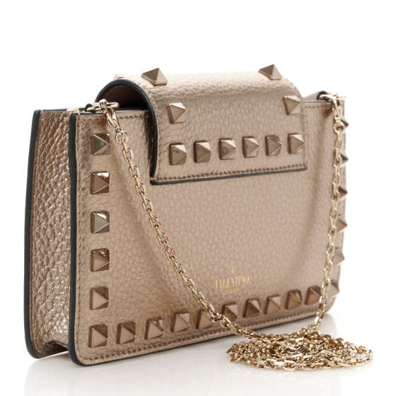 VALENTINO GARAVANI Metallic Pebbled Calfskin Rockstud Phone