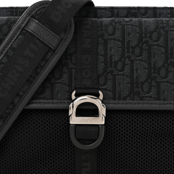 CHRISTIAN DIOR Oblique Jacquard Dior 8 Bag With Strap Black