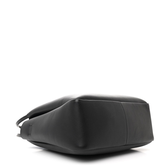 【関税込み】PRADA large hobo bag in Soft Lux leather PRADA Soft Calfskin Large Hobo Black 1637666 | FASHIONPHILE