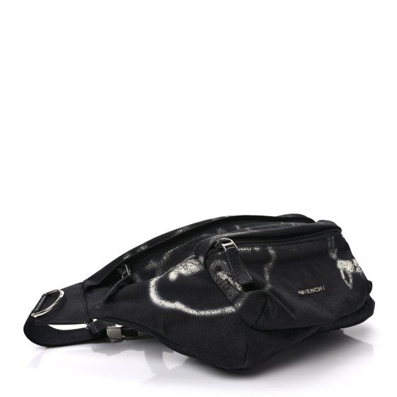 新品未使用 GIVENCHY 4G Light Flat Belt Bag 黒 GIVENCHY X CHITO Nylon Graffiti Effect Essential U 4G Belt