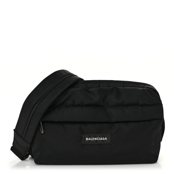 BALENCIAGAバック 0400021977669_BLACK?wid=600&