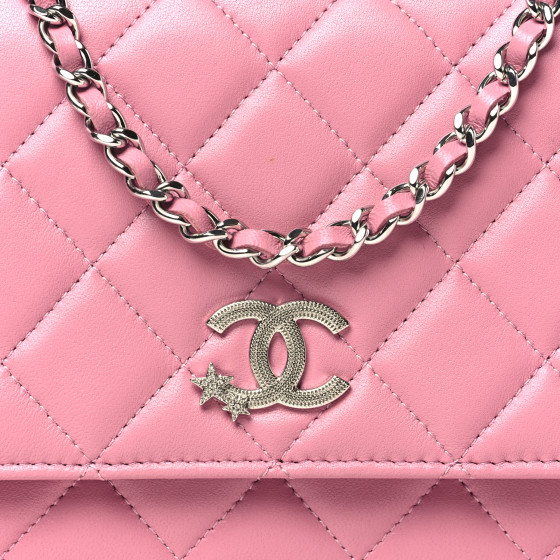 CHANEL ウォレット オンチェーン クラシック チェーンウォレット - グレインド シャイニー カーフ