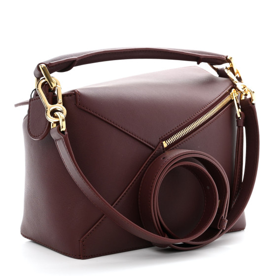 25SS new/LOEWE パズルフォールドレザークラッチ Bag Burgundy LOEWE Puzzle Fold leather clutch | NET-A-PORTER