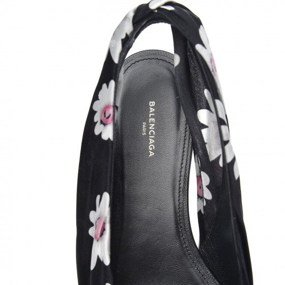 ★VIP価格SALE★Balenciaga★Knife リボン付きサンダル 8㎝ 楽天市場】ヒール サンダル（ブランドバレンシアガ）（サンダル