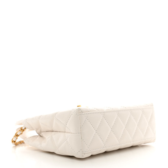 【上品ホワイト♡】CHANEL *ミニショッピングバッグ*ケリー CHANEL Shiny Aged Calfskin Quilted Nano Kelly Shopper White