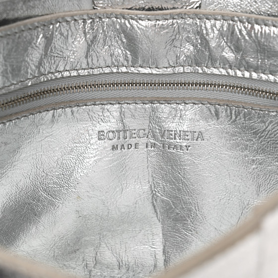 小物 Bottega Veneta Bottega Veneta Mini Loop Leather Crossbody Bag | Saks Fifth