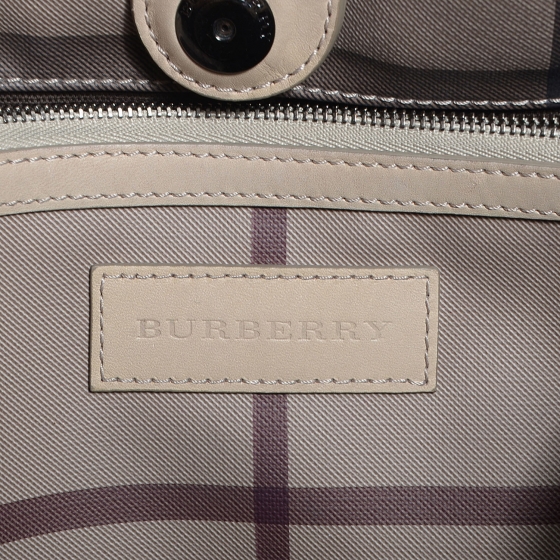 BURBERRY タフルフレストヘルトトレンチコト 8095563B8626 FLAX ミッドレングス ケンジントン ヘリテージ トレンチコート