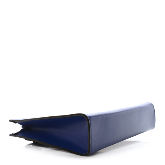 GUCCIポーチ／NAVY GUCCI Soft Pouch Navy Blue Magnetic Closure Cosmetic Make Up