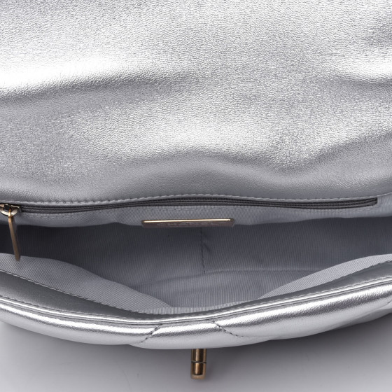 茶*様 Chanel Silver ヴィンテージバッグ Chanel Metallic Silver Quilted Pixel Effect Calfskin Leather