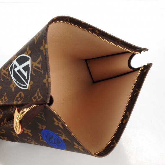 ルイヴィトン　トイレタリーバッグ LOUIS VUITTON Monogram World Tour Toiletry Pouch 26 161861