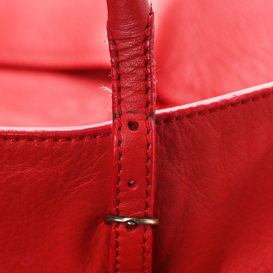 BALENCIAGA Veau Souple Papier A4 Zip Around Tote Rouge