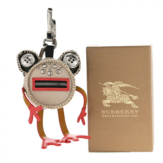 小物 BURBERRY FROG CHARM $395 Burberry Dave The Fox Studded Cashmere Bag Charm