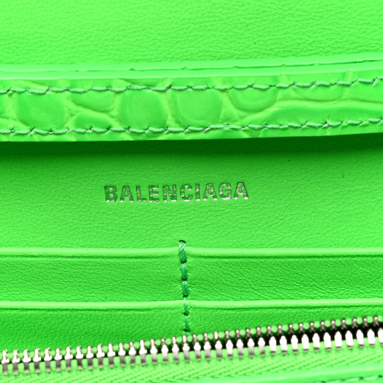 25SS new/BALENCIAGA Hourglassチェーンウォレット Wallet Green Balenciaga Hourglass Croc-Embossed Wallet on Chain | Neiman