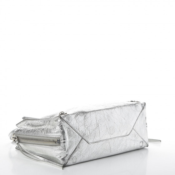 Pページ　A42 BALENCIAGA Metallic Calfskin Papier A6 Zip Around Tote