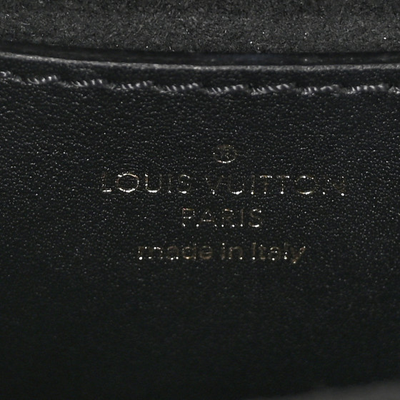 セミドライ　nouvelle vague LOUIS VUITTON Calfskin New Wave Multi Pochette Black 1677621