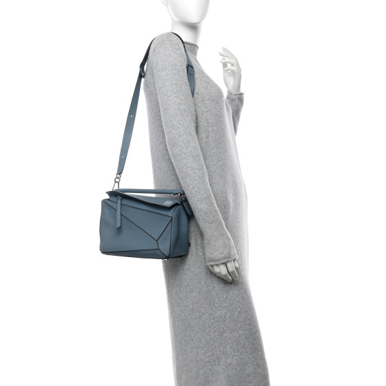 ハンドバッグ Loewe Pastel Light Blue Leather Small Puzzle Handbag LOEWE - Small Puzzle bag | Leam Roma - Luxury Shopping Online