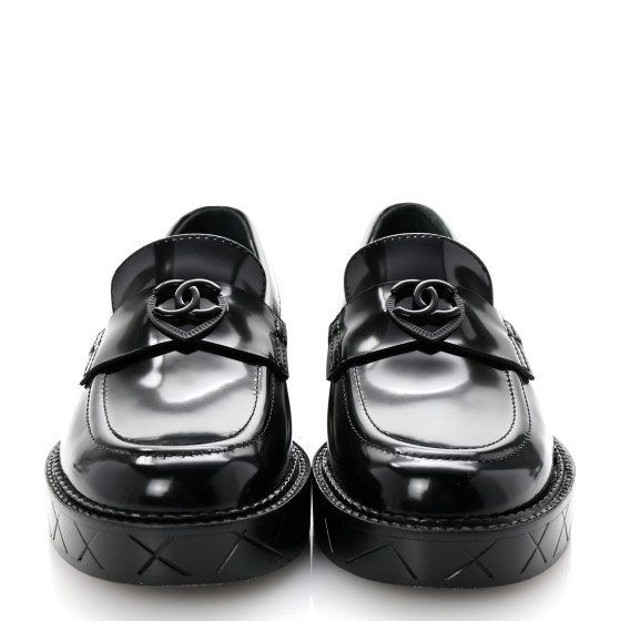 CHANEL Shiny Calfskin Quilted CC Mocassin Loafers 35 Black