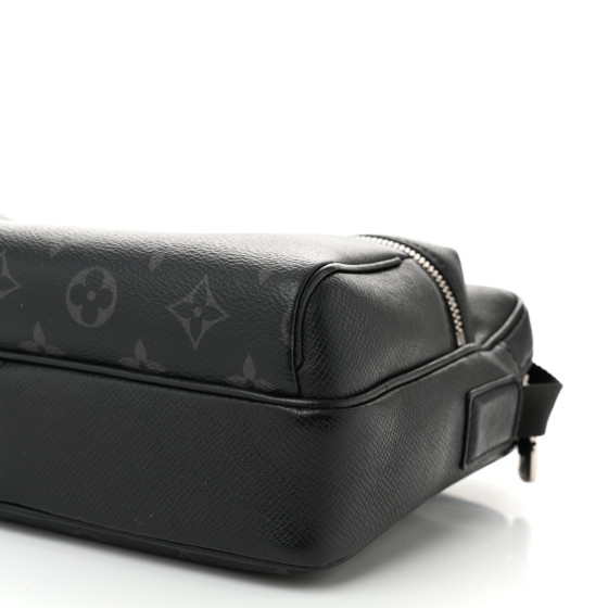 バッグ Louis Vuitton TaigaEclipseMessenger Louis Vuitton Outdoor Messenger Monogram Eclipse Taiga Black