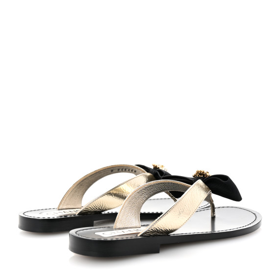 mi_chan.　0430 CHANEL Metallic Laminated Goatskin Grosgrain Bow Pearl Thong