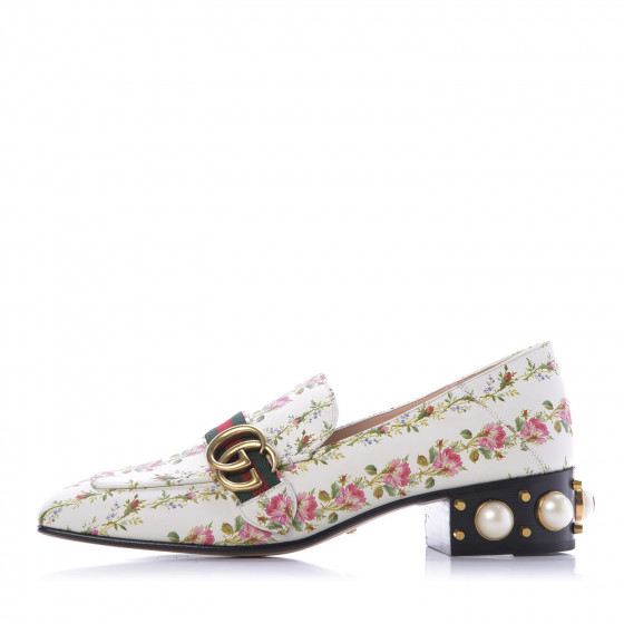GUCCI フラワーパターン 靴べら　非売品 GUCCI フラワーパターン 靴べら非売品
