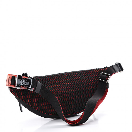 CHRISTIAN LOUBOUTIN PARISNYC ベルトバッグ CHRISTIAN LOUBOUTIN Calfskin Spiked Paris NYC Belt Bag Black