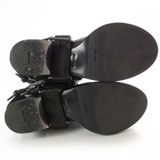 MIU MIU フロックヒルアンクルフツ 5TK057FM0803AQP F0002 Miu Miu Black Patent Leather Curved Heel Open Toe Vernice