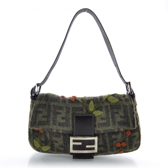 バッグ FENDI Baguette wool handbag FENDI Wool Zucca Embroidered Baguette Multicolor 33393