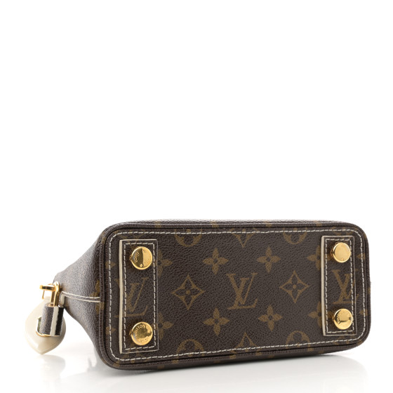 @HYSTERIC ☆ LOUIS VUITTON シュシュ Louis Vuitton Limited Edition White Yayoi Kusama Monogram