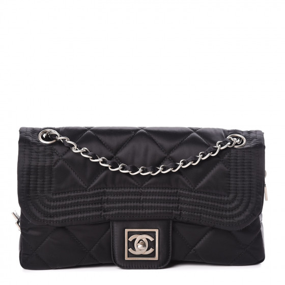 CHANEL バッグ 黒 ナイロン Chanel Black Nylon Travel Line Tote - Luxe Du Jour