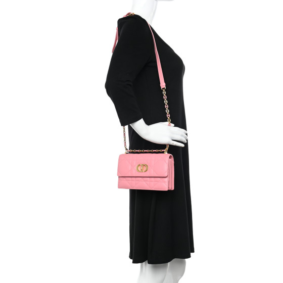 【パウダーピンクが可愛い】Dior Miss Caro ミニバケットバッグ CHRISTIAN DIOR Lambskin Macrocannage Mini Miss Caro Bag Pink