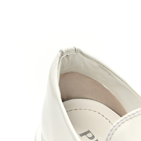 PRADA オルゴール 白色 PRADA （新品・未使用品）プラダ スニーカー 靴 #7 26cm カーフ