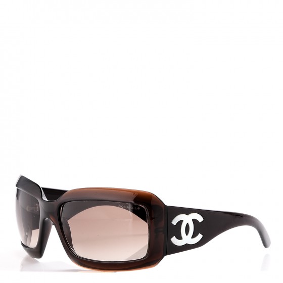 Black and White Frame Stands Rare Sunglasses - Chanel