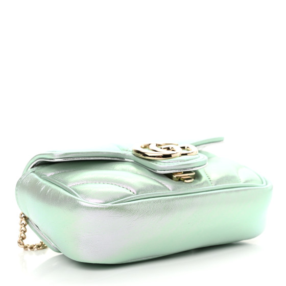 バッグ MintY GUCCI Iridescent Nappa Chevron Matelasse Super Mini GG