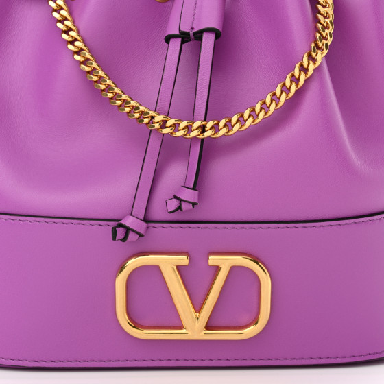 VALENTINO GARAVANI Nappa Mini VLogo Signature Chain Bucket