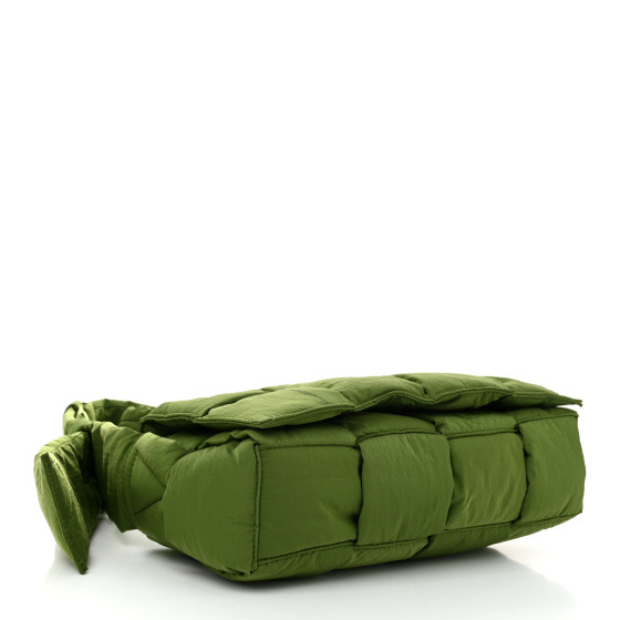 ショルダーバッグ Bottega Veneta Borsa Cassette Avocado In Nylon Bottega Veneta Padded Cassette Crossbody Bag - Avocado Green