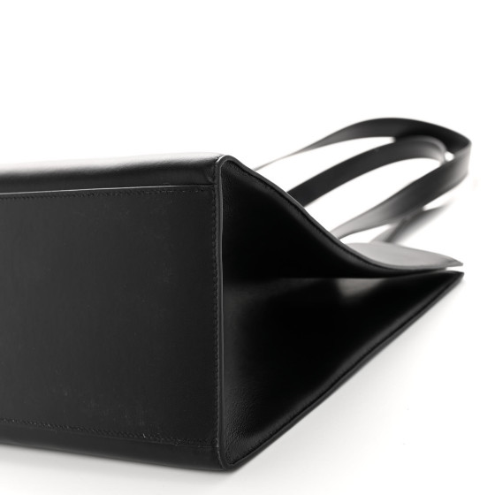【関税込】CABAS 16 IN SMOOTH CALFSKIN 【関税込】CABAS 16 IN SMOOTH CALFSKIN