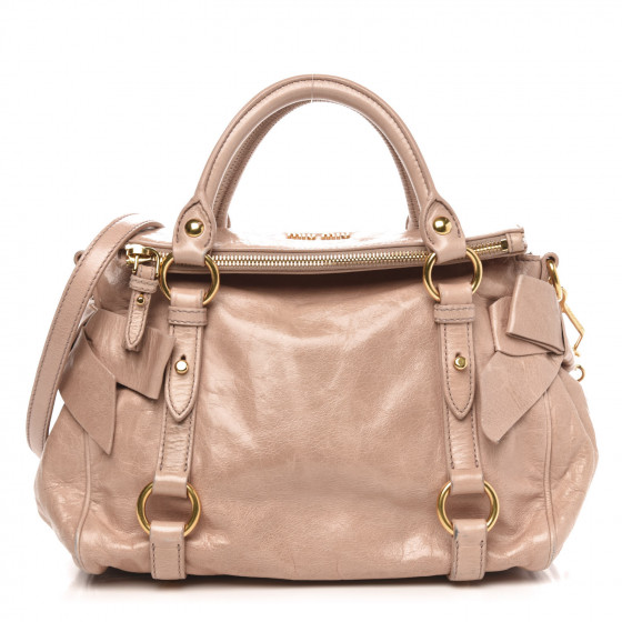 バッグ miu miu vitello lux Bag Shiny Cipria y2k miu miu vitello lux Bag Shiny Cipria y2k - メルカリ