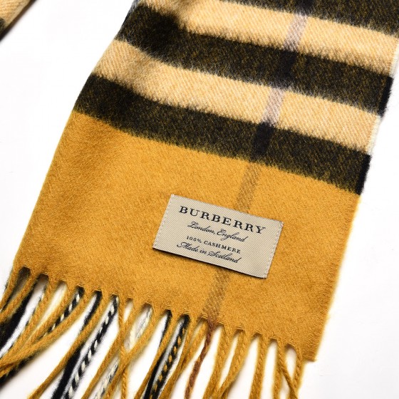マフラー・ストール Burberry Giant Check Scarf - Burberry - Wool - Yellow Burberry Yellow Lightweight Check Wool Scarf | Neiman Marcus