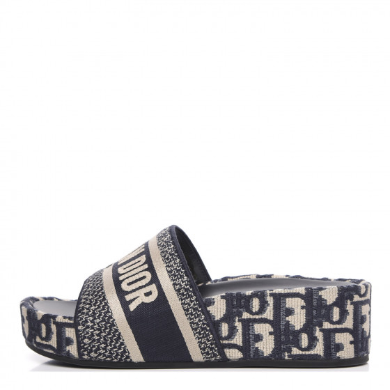 Christian Dior Dway プラットフォームスライド 37 Christian Dior Dway プラットフォームスライド 37 Christian
