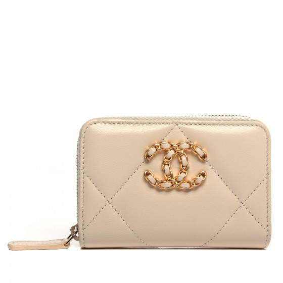 【時を刻む美】【CHANEL】Chanel 19 Zipped Coin Purse Chanel 19 zipped coin purse - Shiny lambskin, gold-tone