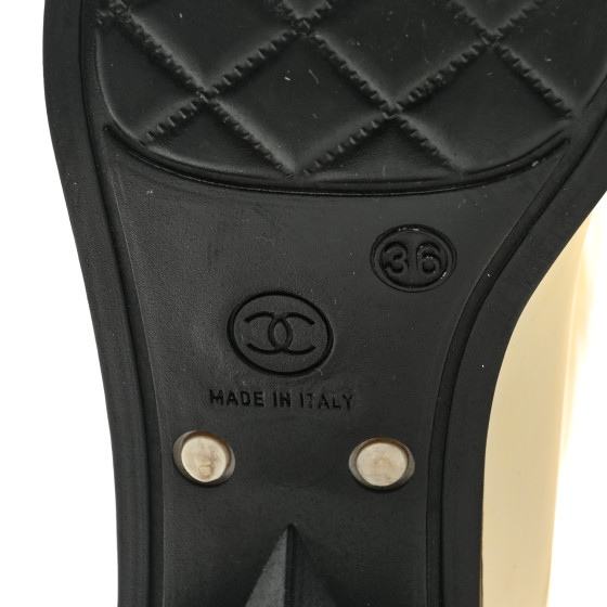 CHANELラバーブーツ　36 CHANEL Rubber Camellia Rain Boots 36 Off White 1452254