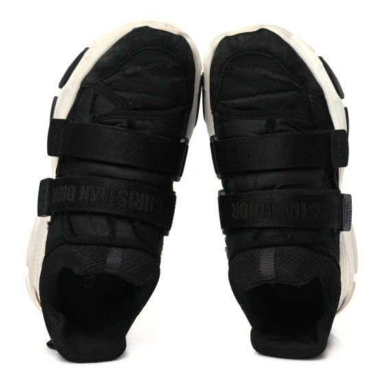 Christian Dior ブラックスニーカー size 38 Christian Dior Black CD Lace Up Sneakers 38 – THE CLOSET