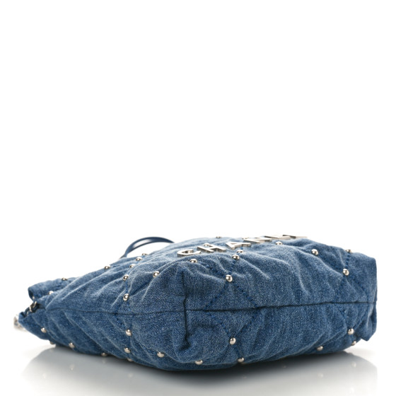 VINTAGE シャネル CHANEL22 ミニサイズ デニム Chanel Mini 22 Bag Blue Stitched Denim Silver Hardware