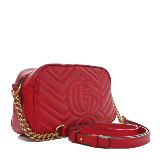 GUCCI  GG MARMONT  ショルダーバッグ HIBIS RED GUCCI Calfskin Matelasse Small GG Marmont Chain Shoulder Bag