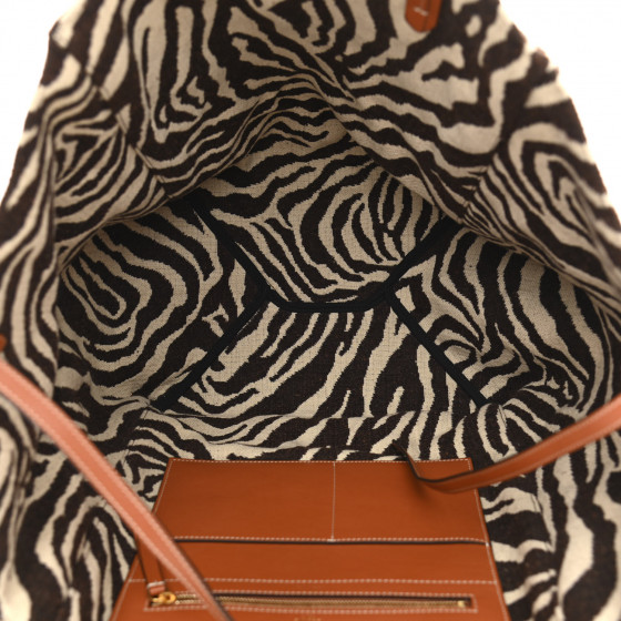 ゆったりサイズ◆CELINE CABAS ファントム ゼブラ ラージ バッグ 口コミ・レビュー｜ゆったりサイズ◇CELINE CABAS ファントム