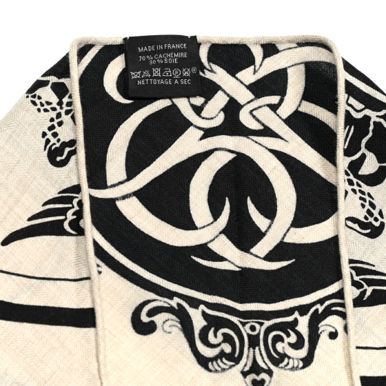 送料込【HERMES】Ex-Libris Giant Triangle Blanc/Marron HERMES Cashmere Silk Ex-Libris Giant Triangle Scarf Natural